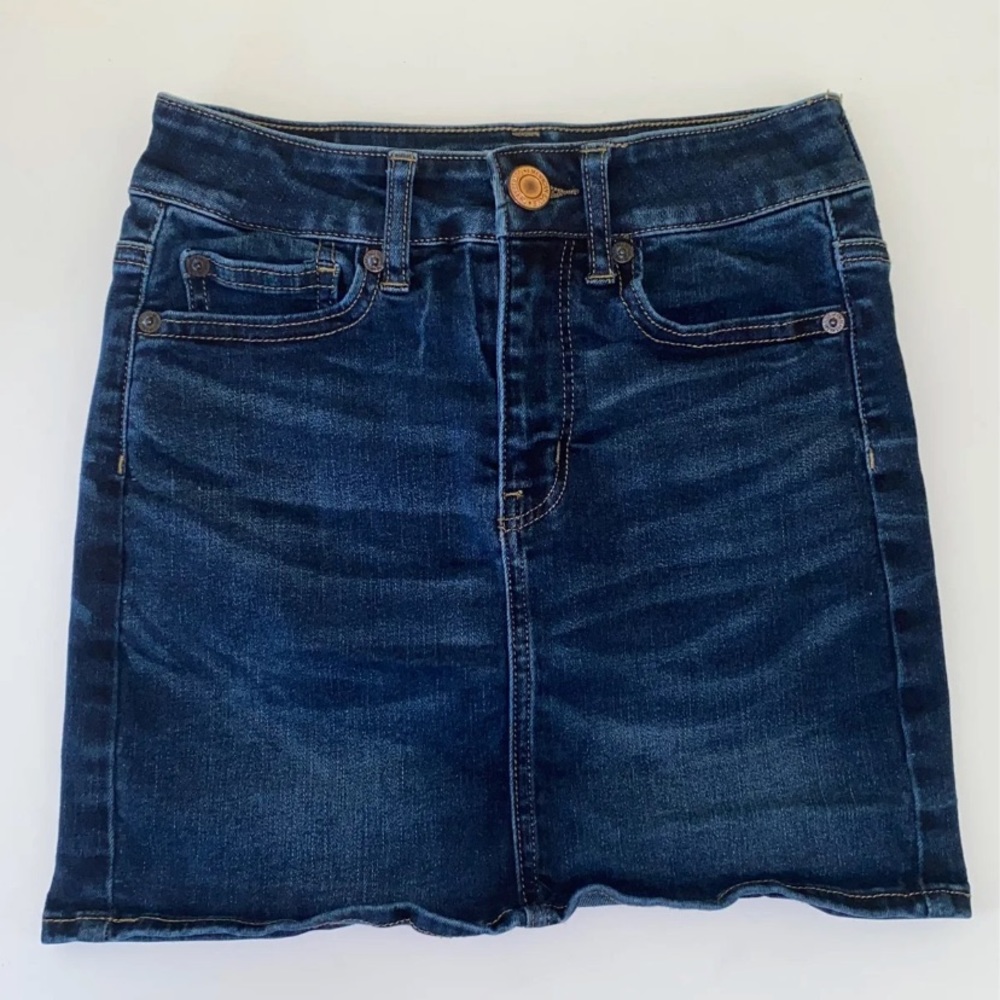 American Eagle Dark Wash Denim Skirt